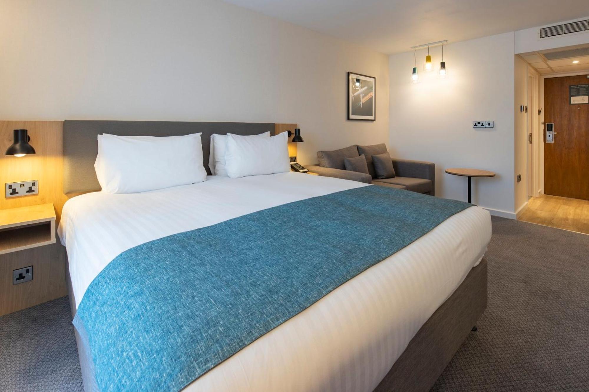 Holiday Inn Bristol Airport By Ihg Redhill  Exteriér fotografie