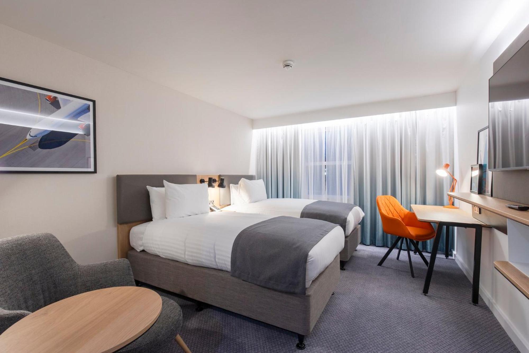 Holiday Inn Bristol Airport By Ihg Redhill  Exteriér fotografie