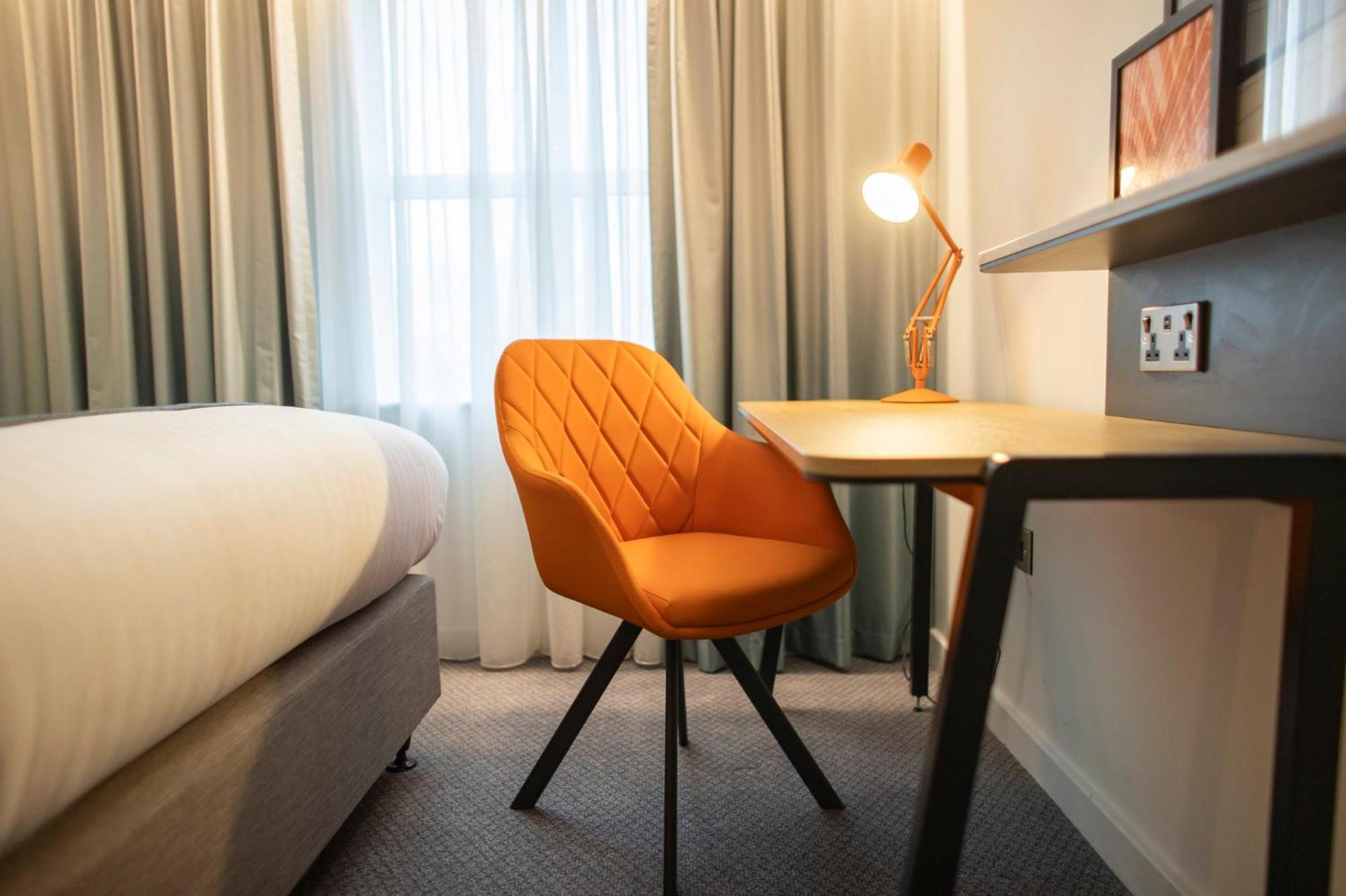 Holiday Inn Bristol Airport By Ihg Redhill  Exteriér fotografie