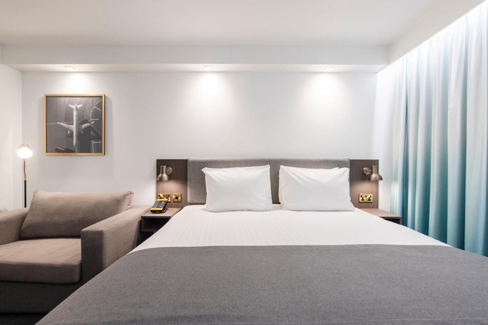 Holiday Inn Bristol Airport By Ihg Redhill  Exteriér fotografie