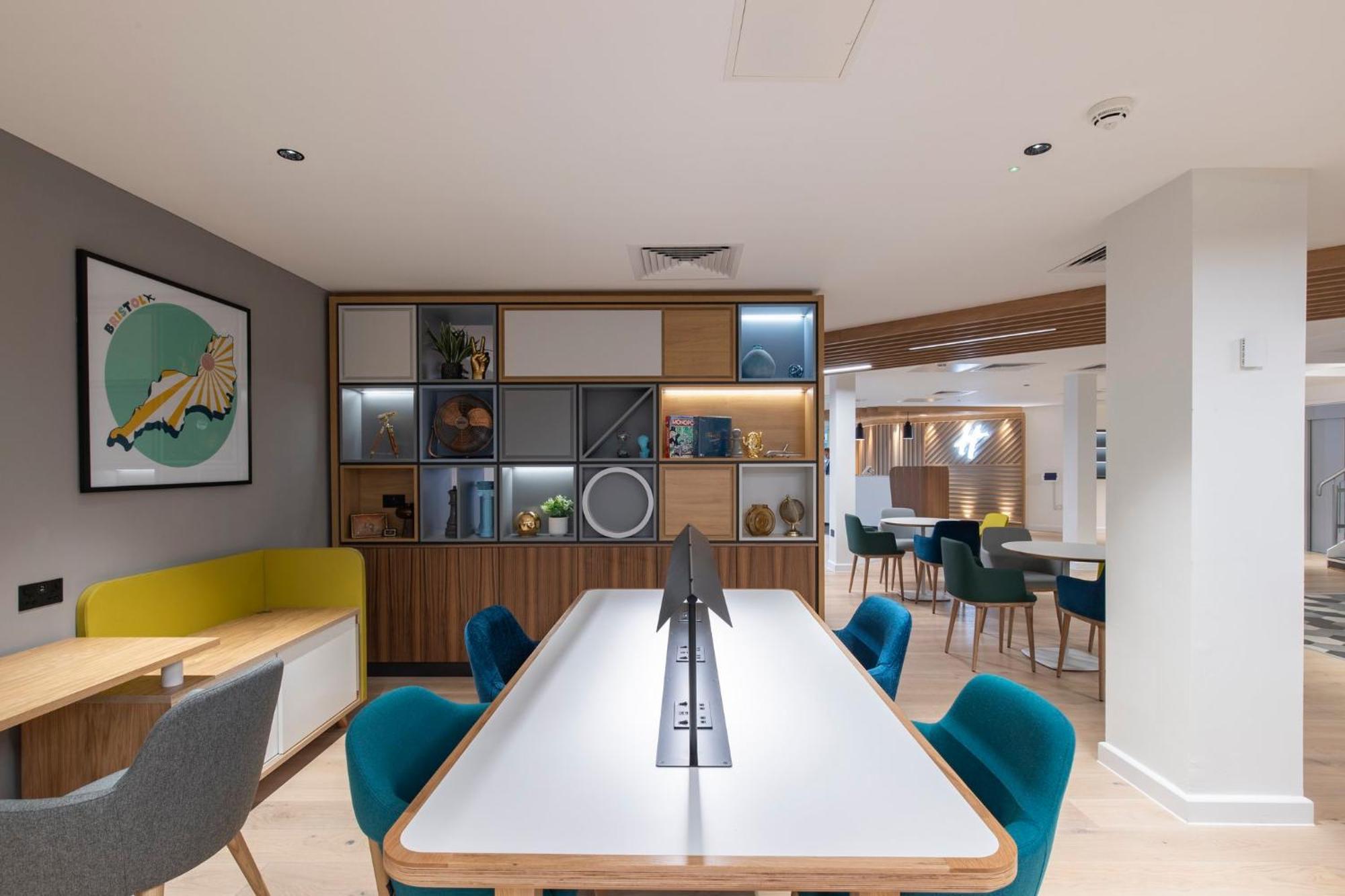 Holiday Inn Bristol Airport By Ihg Redhill  Exteriér fotografie