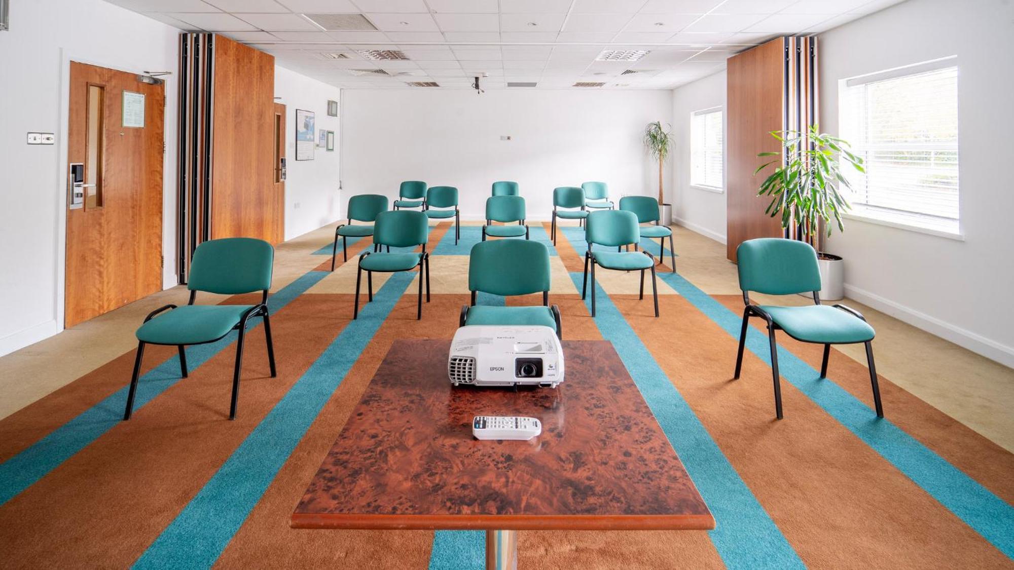 Holiday Inn Bristol Airport By Ihg Redhill  Exteriér fotografie